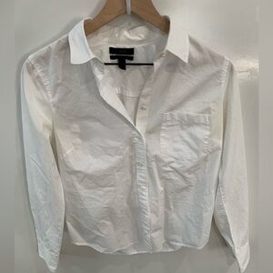 J. Crew Crisp White Collared Shirt size 6 women’s Like new button down